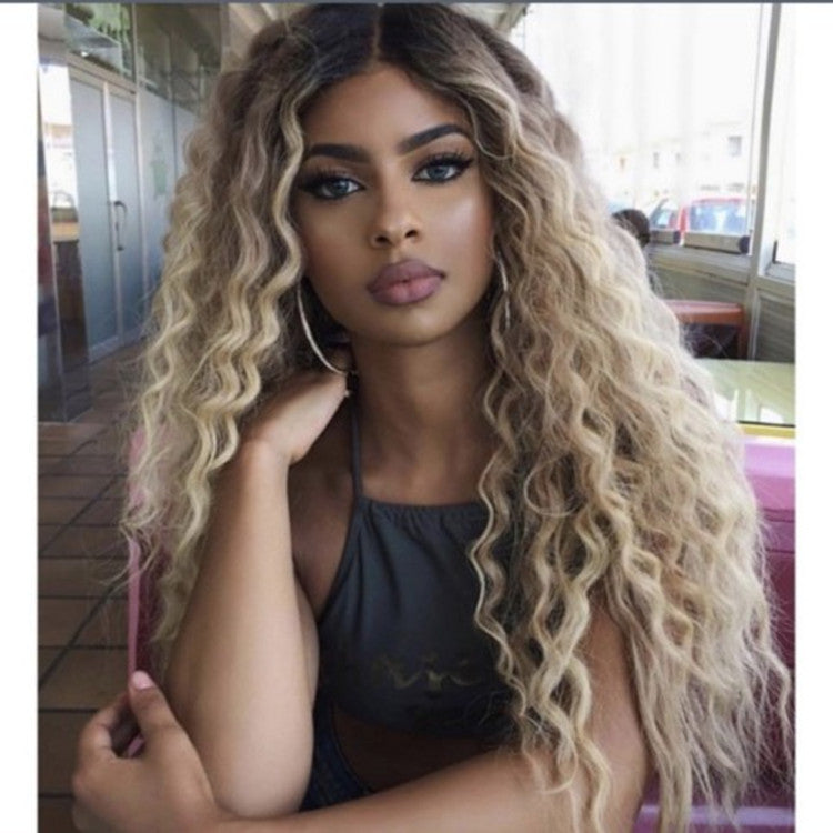 Elegant Long Curly Wig - Image 5